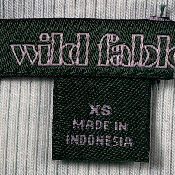 Wild Fable Sz Xs 90s vibe Slim Fit Tiny Crop Tank Top blue white cream swirl NWT - Picture 9 of 9